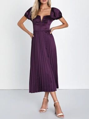 Lulu's Deep Purple Pleated Midi Dress with Puff Sleeves
